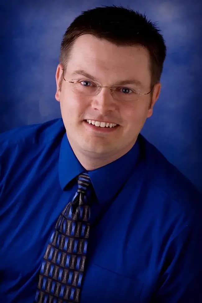 Portrait of Dr. Brent Reiche